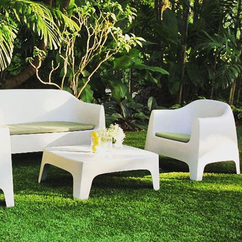 White Outdoor Furniture
